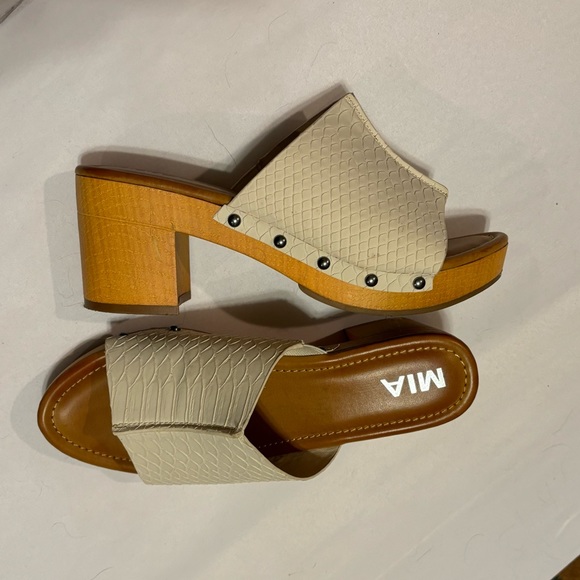 MIA faux snakeskin cream clunky heel - Picture 6 of 9